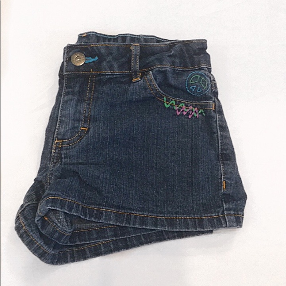 girls size 8 embroidered jean shorts
